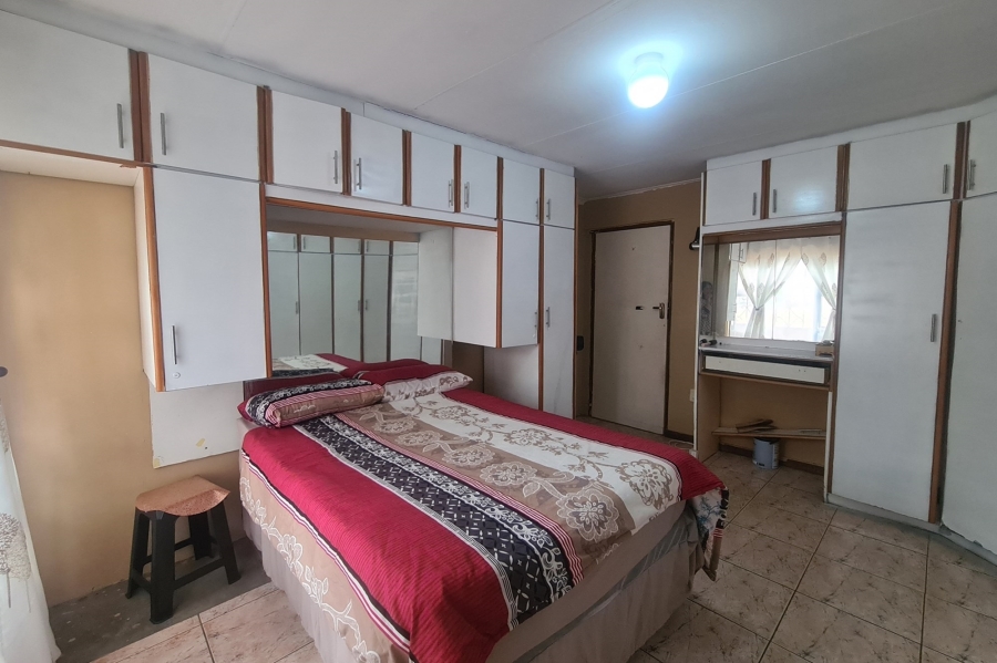 3 Bedroom Property for Sale in Brackenham KwaZulu-Natal