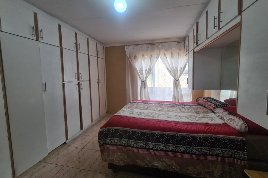 3 Bedroom Property for Sale in Brackenham KwaZulu-Natal