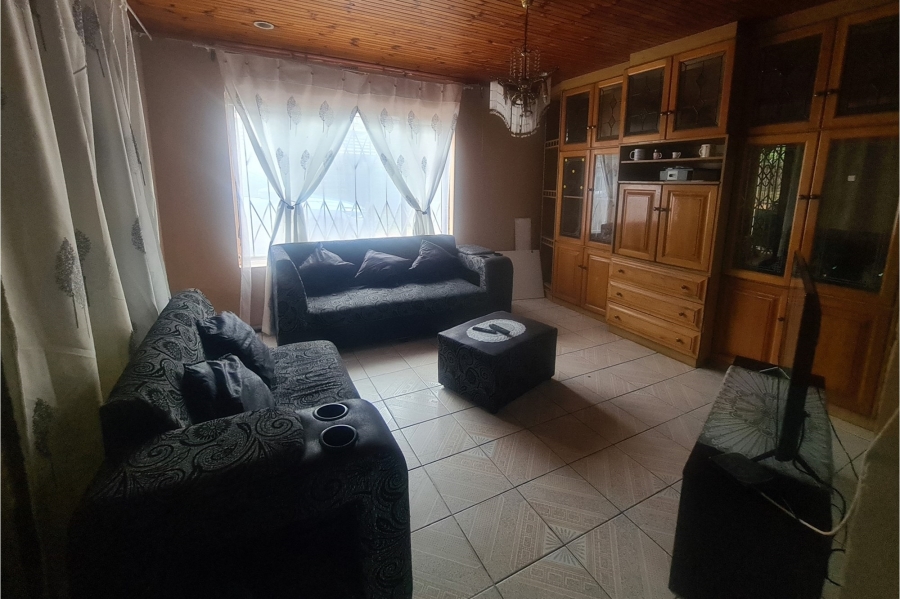 3 Bedroom Property for Sale in Brackenham KwaZulu-Natal