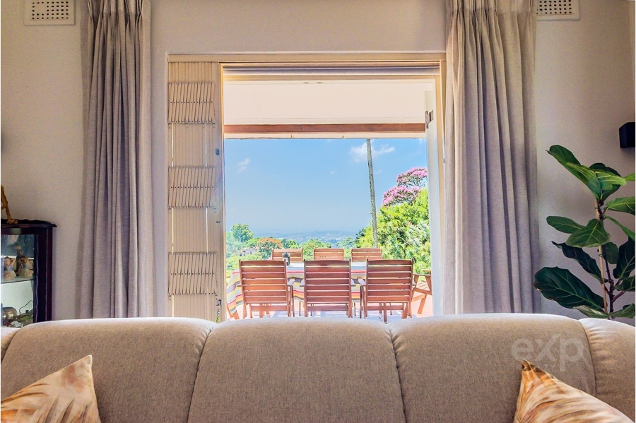 3 Bedroom Property for Sale in Kloof KwaZulu-Natal