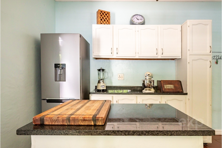 3 Bedroom Property for Sale in Kloof KwaZulu-Natal