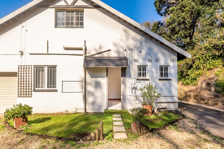 3 Bedroom Property for Sale in Kloof KwaZulu-Natal