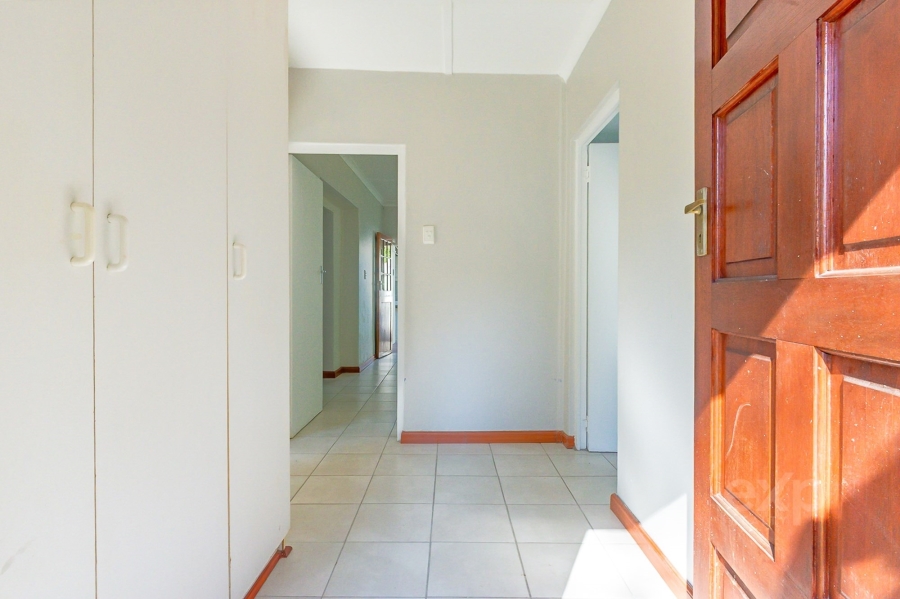 3 Bedroom Property for Sale in Kloof KwaZulu-Natal