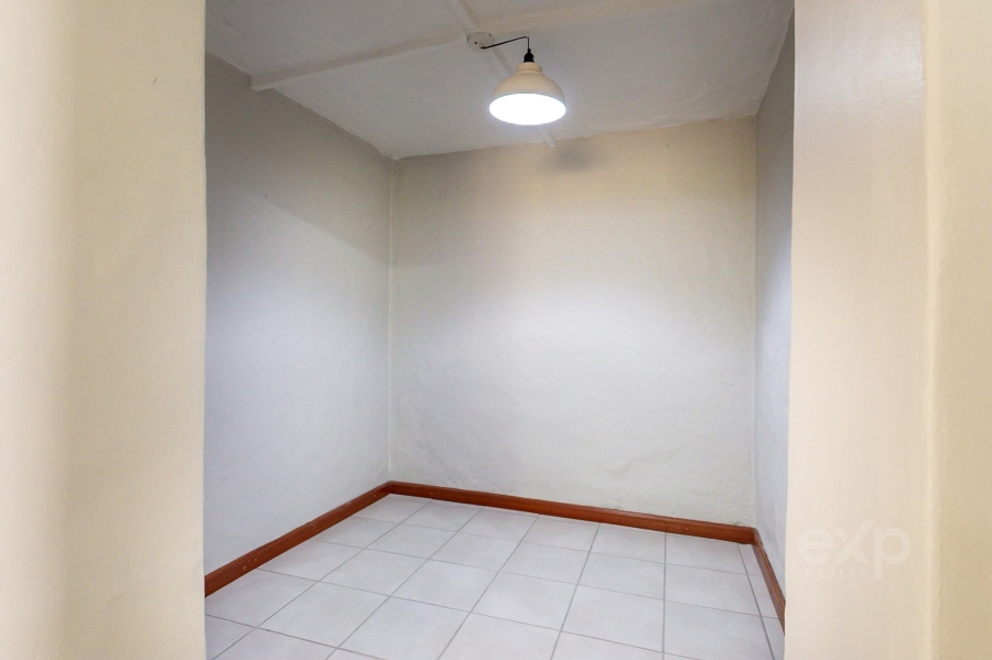3 Bedroom Property for Sale in Kloof KwaZulu-Natal