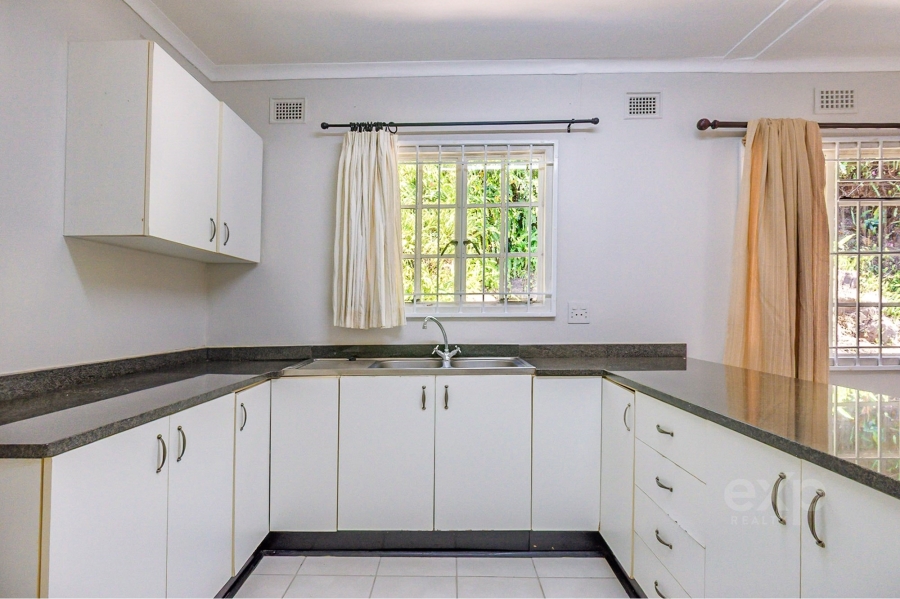 3 Bedroom Property for Sale in Kloof KwaZulu-Natal