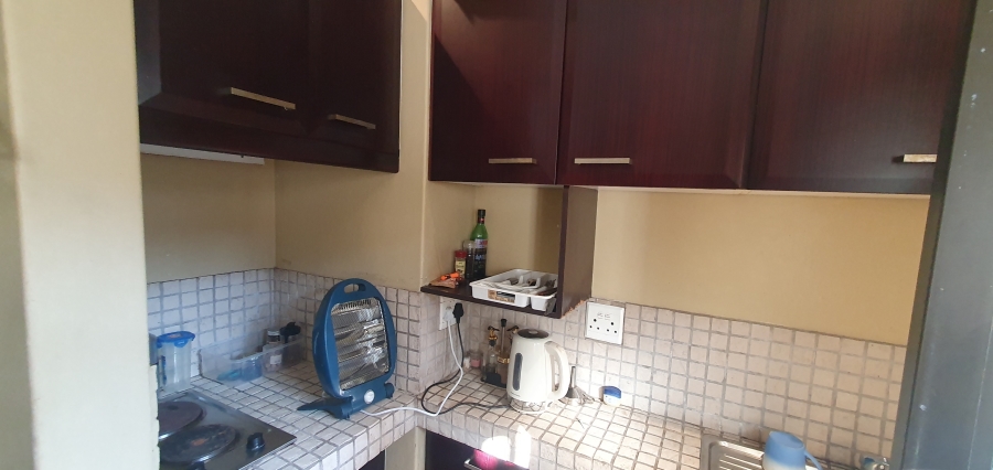 To Let 1 Bedroom Property for Rent in Bluff KwaZulu-Natal