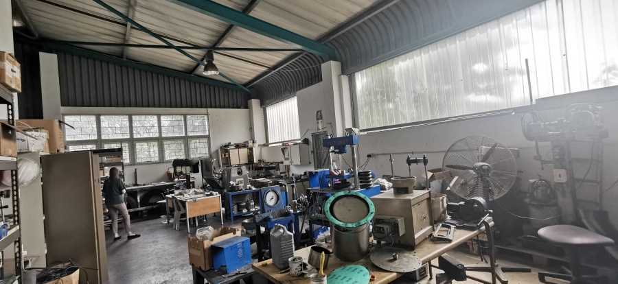 To Let commercial Property for Rent in Westmead KwaZulu-Natal