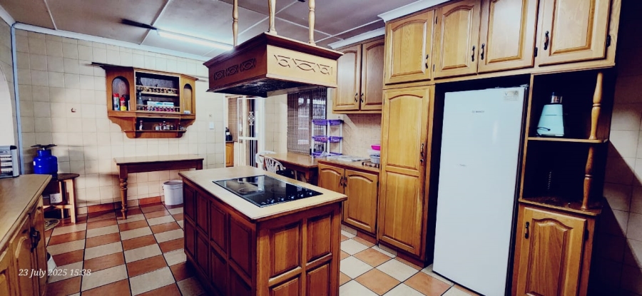 5 Bedroom Property for Sale in Mountain Rise KwaZulu-Natal