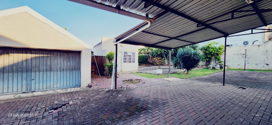 5 Bedroom Property for Sale in Mountain Rise KwaZulu-Natal