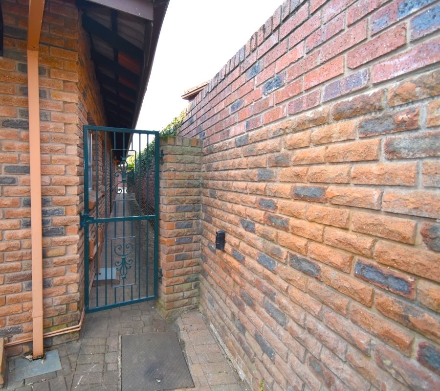 3 Bedroom Property for Sale in Clarendon KwaZulu-Natal