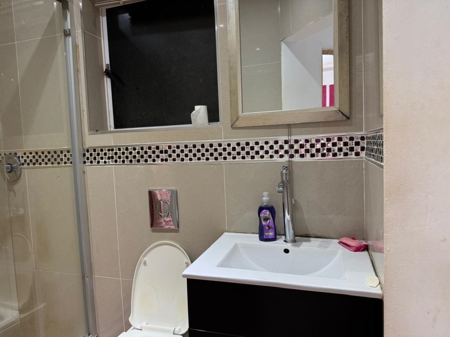 To Let 2 Bedroom Property for Rent in Winklespruit KwaZulu-Natal
