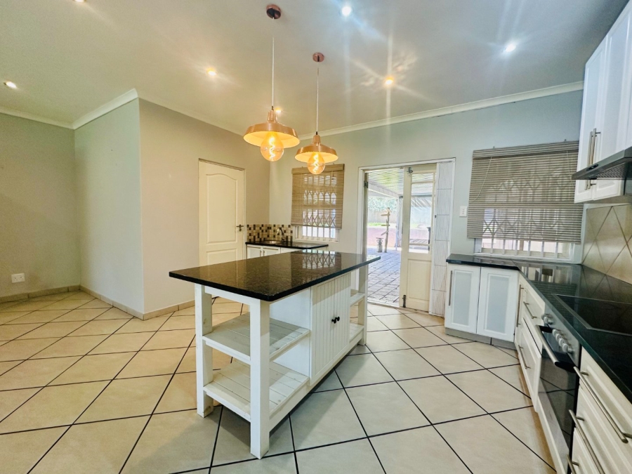 4 Bedroom Property for Sale in Meer En See KwaZulu-Natal