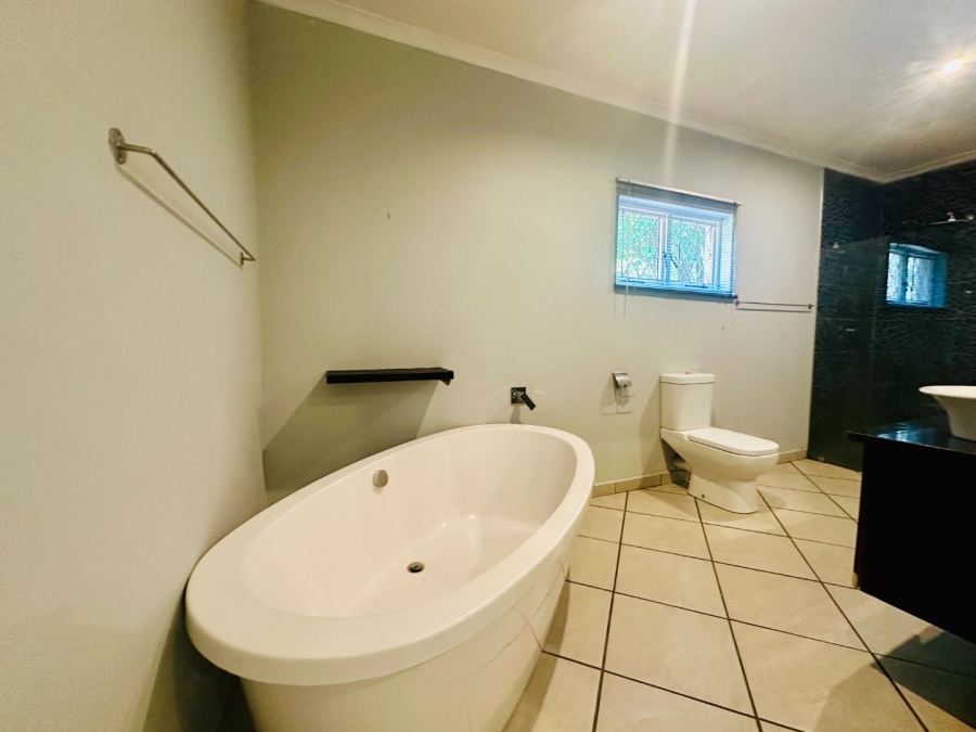 4 Bedroom Property for Sale in Meer En See KwaZulu-Natal