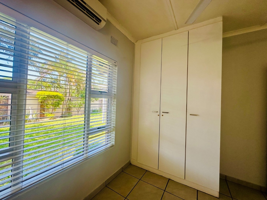 4 Bedroom Property for Sale in Meer En See KwaZulu-Natal