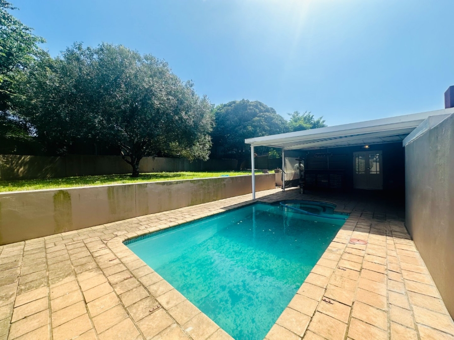 4 Bedroom Property for Sale in Meer En See KwaZulu-Natal