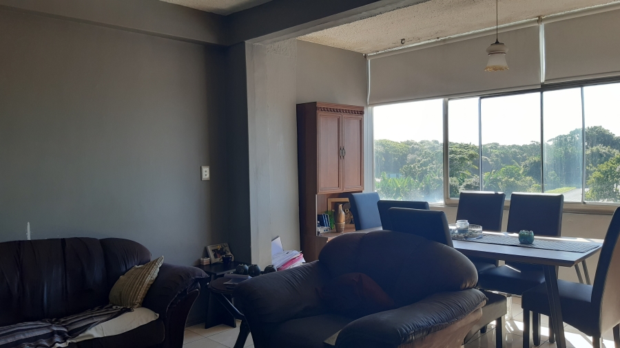 To Let 2 Bedroom Property for Rent in Amanzimtoti KwaZulu-Natal