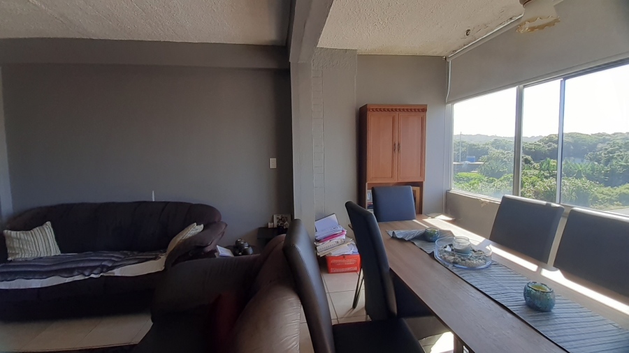 To Let 2 Bedroom Property for Rent in Amanzimtoti KwaZulu-Natal