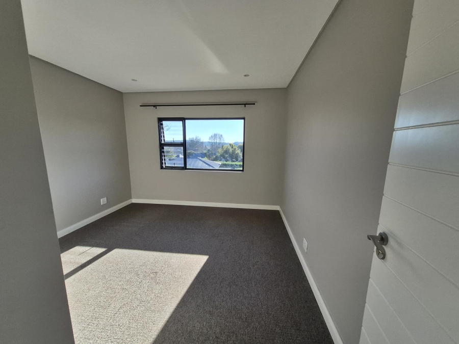 3 Bedroom Property for Sale in Leonard KwaZulu-Natal