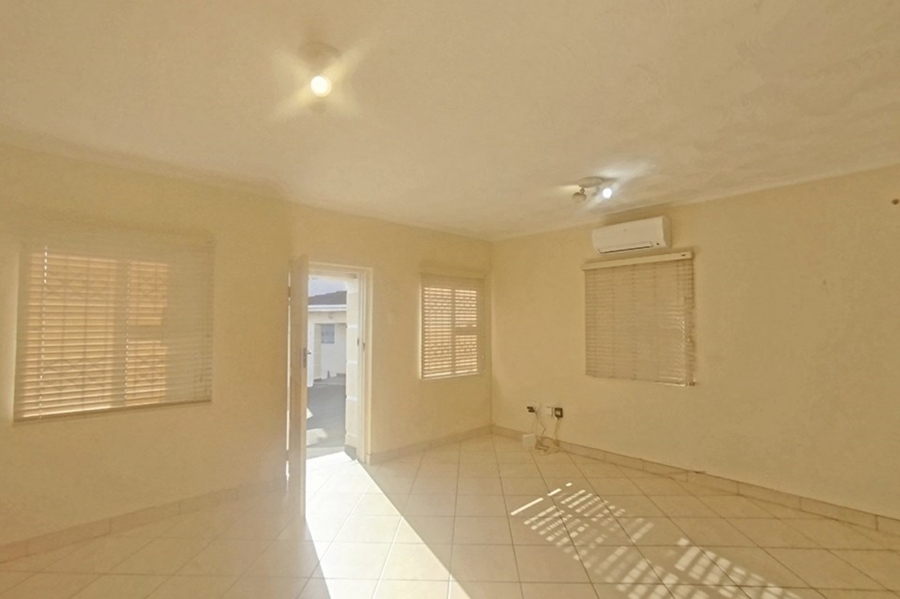 To Let 2 Bedroom Property for Rent in Brindhaven KwaZulu-Natal