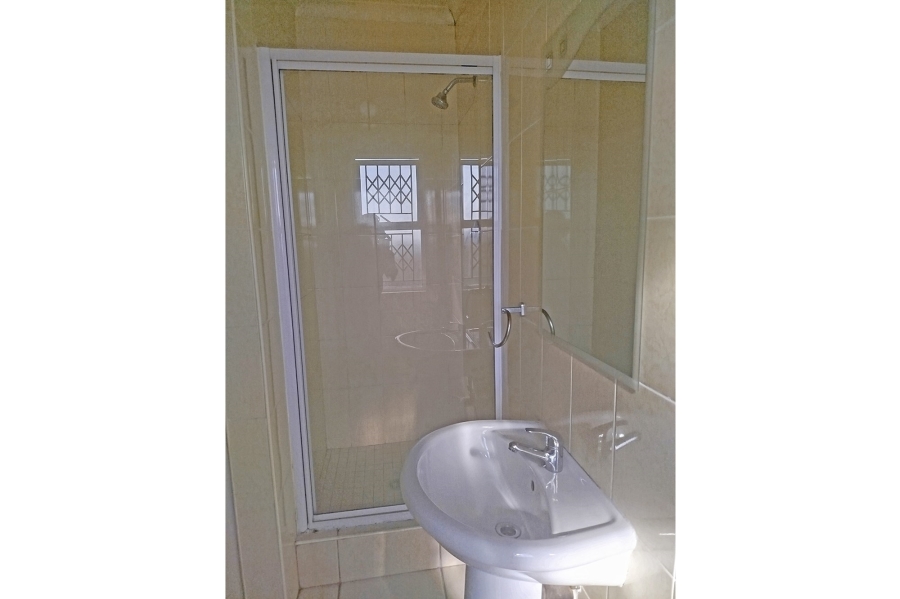 To Let 2 Bedroom Property for Rent in Brindhaven KwaZulu-Natal