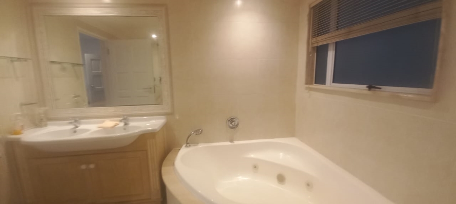 To Let 3 Bedroom Property for Rent in Glenwood KwaZulu-Natal