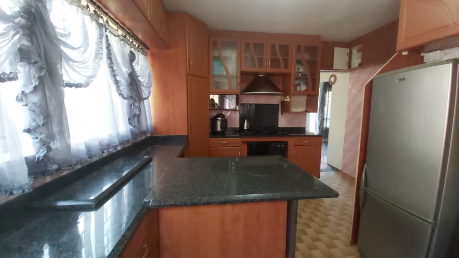 5 Bedroom Property for Sale in Merewent KwaZulu-Natal