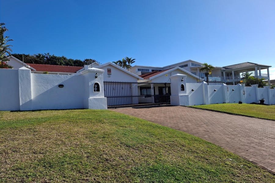6 Bedroom Property for Sale in Manaba Beach KwaZulu-Natal