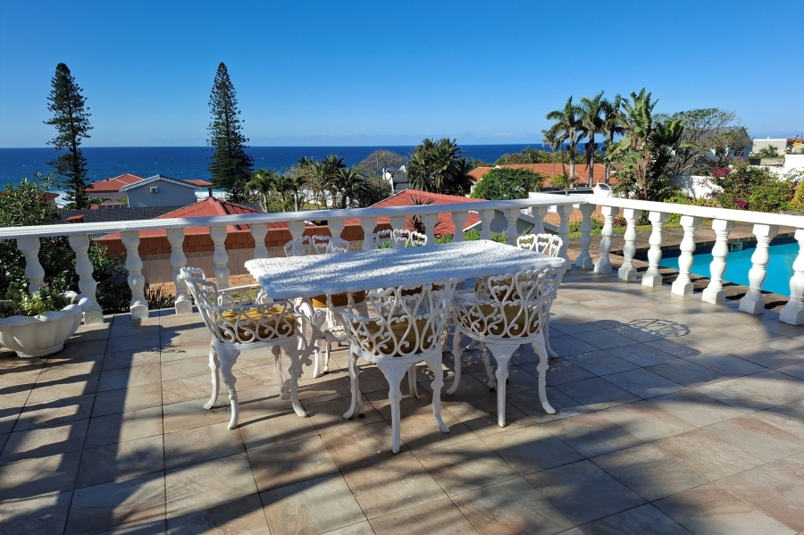 6 Bedroom Property for Sale in Manaba Beach KwaZulu-Natal