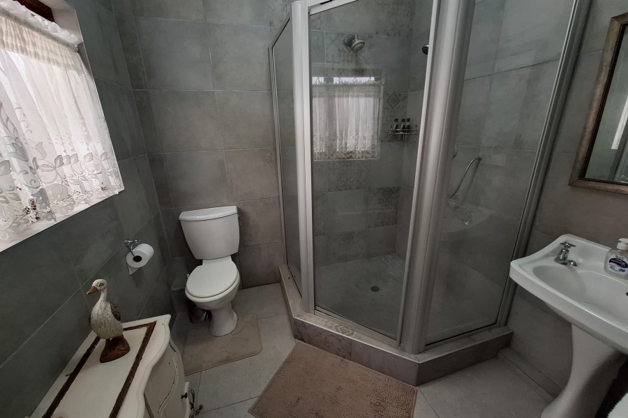 6 Bedroom Property for Sale in Manaba Beach KwaZulu-Natal