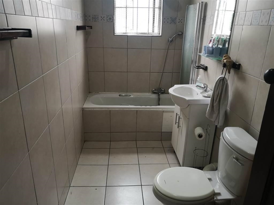 To Let 2 Bedroom Property for Rent in Glenwood KwaZulu-Natal