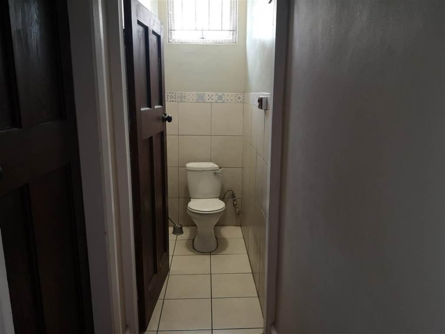 To Let 2 Bedroom Property for Rent in Glenwood KwaZulu-Natal