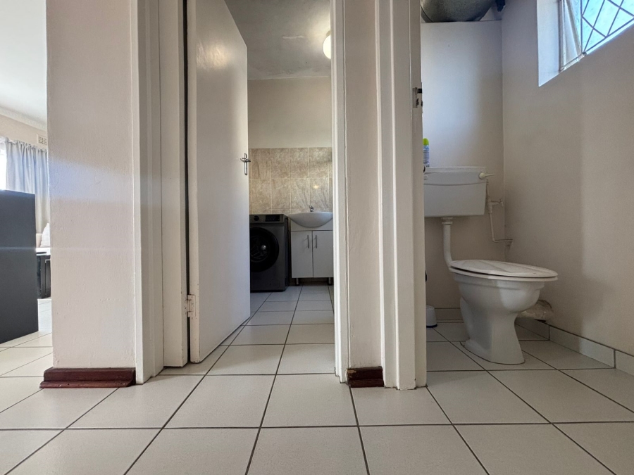 2 Bedroom Property for Sale in Morningside KwaZulu-Natal