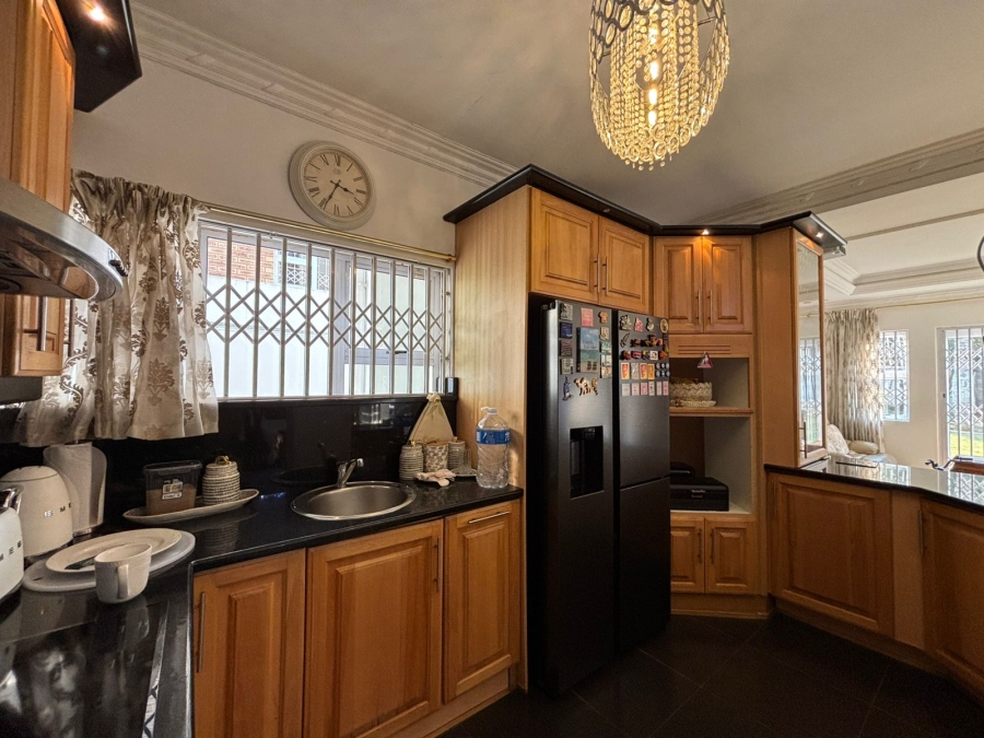5 Bedroom Property for Sale in Somerset Park KwaZulu-Natal