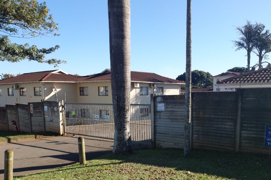 To Let 2 Bedroom Property for Rent in Richem KwaZulu-Natal
