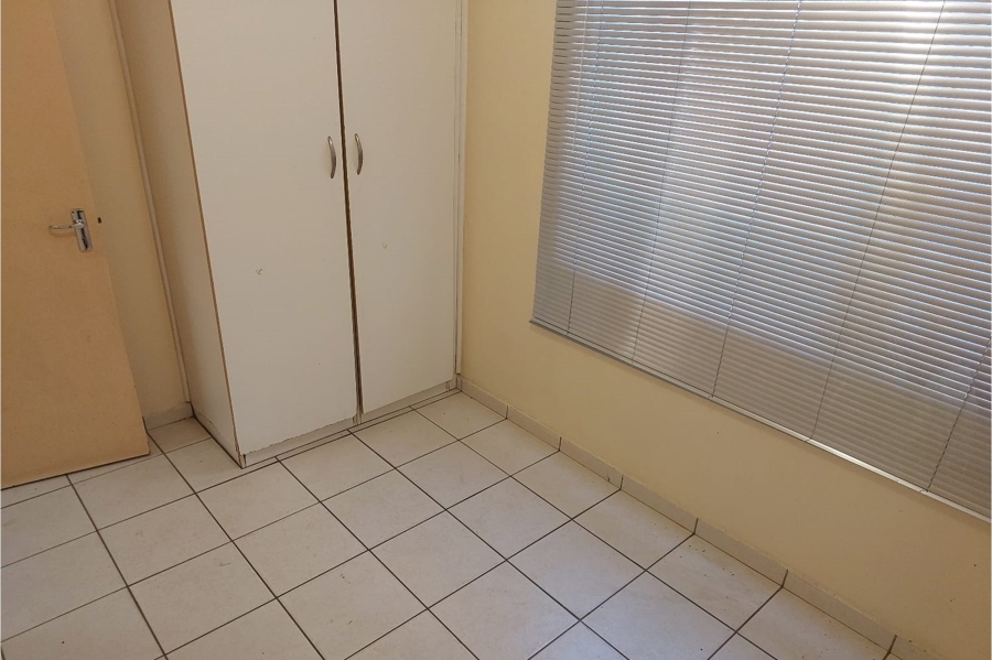 To Let 2 Bedroom Property for Rent in Richem KwaZulu-Natal