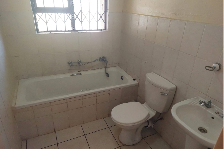 To Let 2 Bedroom Property for Rent in Richem KwaZulu-Natal