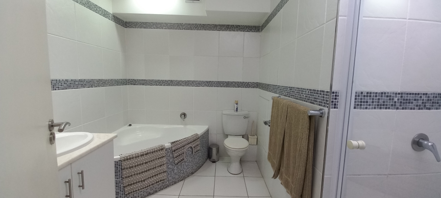 4 Bedroom Property for Sale in Manaba Beach KwaZulu-Natal