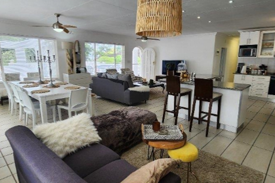 4 Bedroom Property for Sale in Doc Wilson Point KwaZulu-Natal