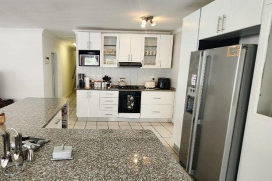 4 Bedroom Property for Sale in Doc Wilson Point KwaZulu-Natal