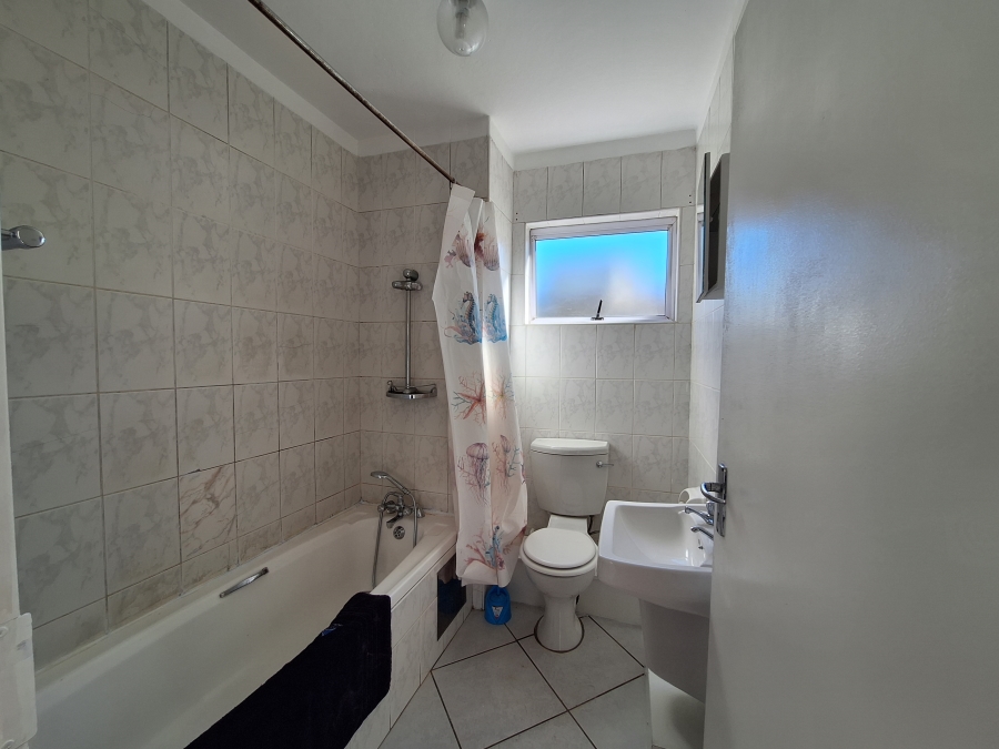 To Let 2 Bedroom Property for Rent in Morningside KwaZulu-Natal