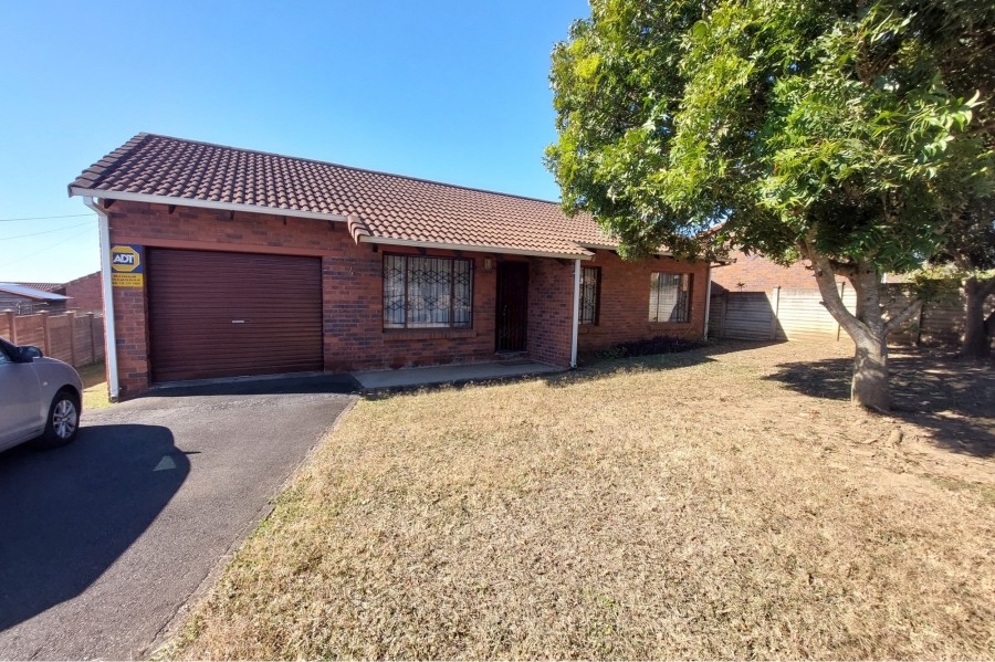 To Let 3 Bedroom Property for Rent in Cleland KwaZulu-Natal