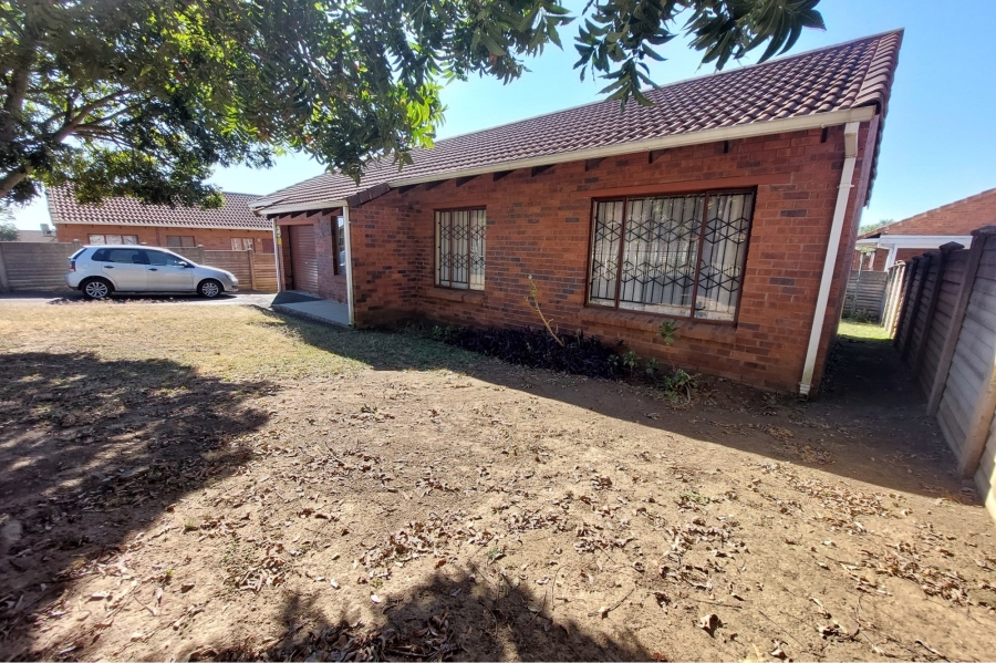 To Let 3 Bedroom Property for Rent in Cleland KwaZulu-Natal