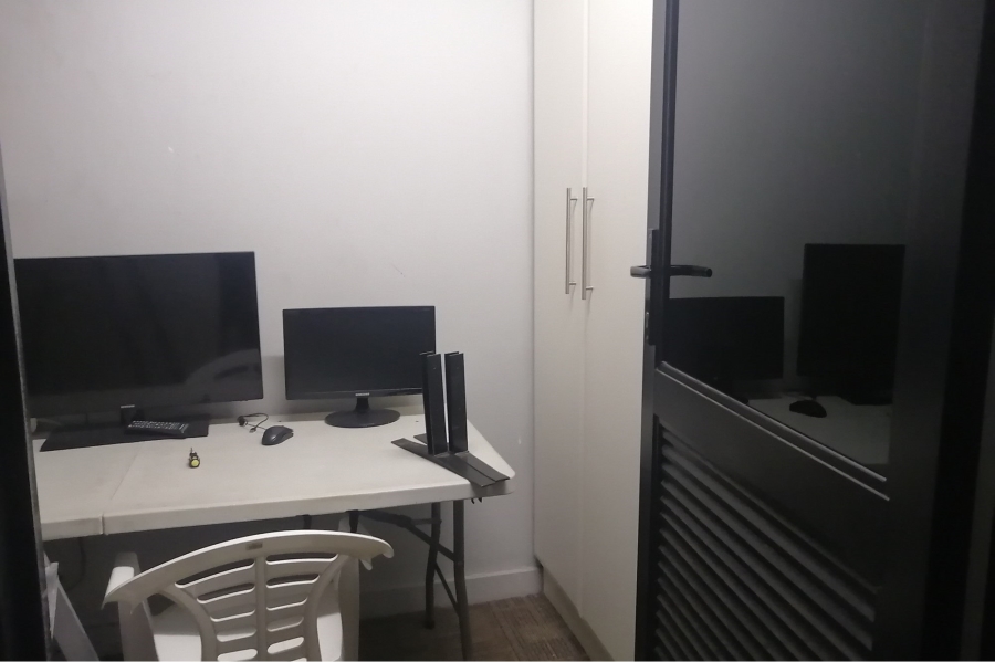 To Let commercial Property for Rent in Windermere KwaZulu-Natal