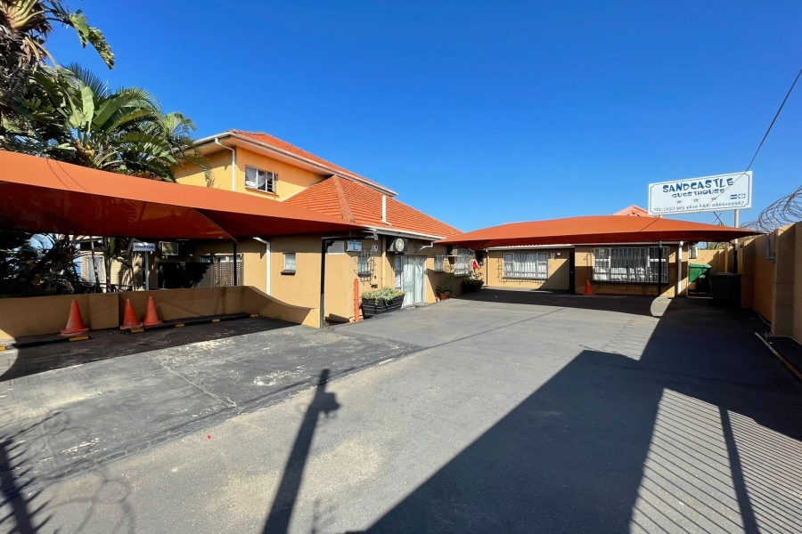 12 Bedroom Property for Sale in Amanzimtoti KwaZulu-Natal