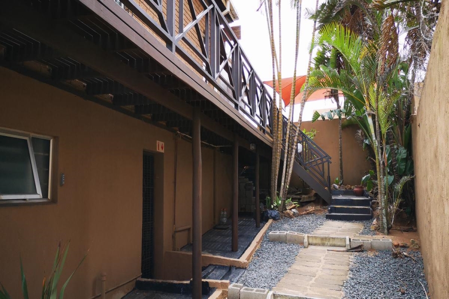 12 Bedroom Property for Sale in Amanzimtoti KwaZulu-Natal