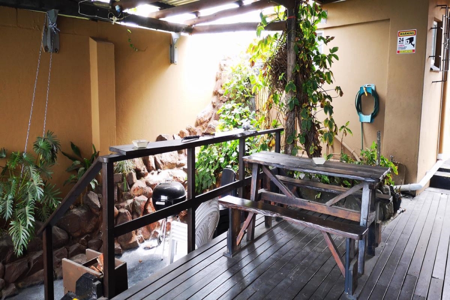12 Bedroom Property for Sale in Amanzimtoti KwaZulu-Natal