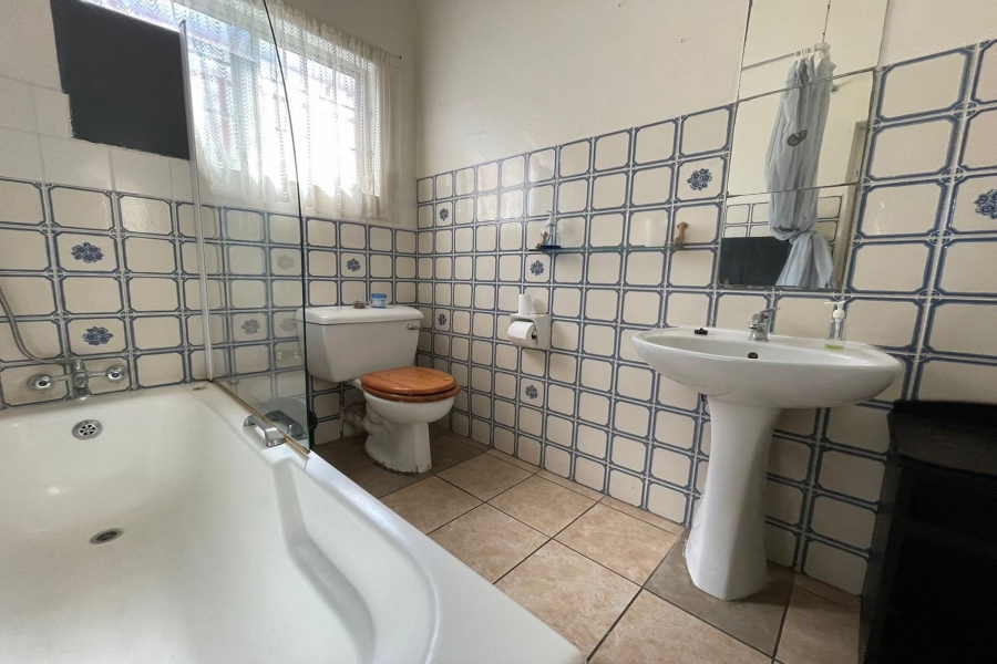 12 Bedroom Property for Sale in Amanzimtoti KwaZulu-Natal