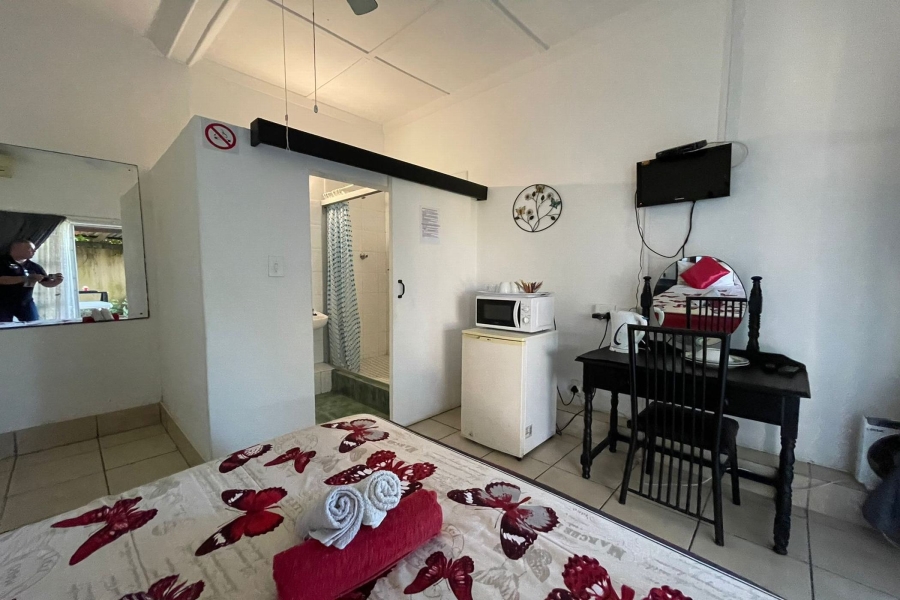 12 Bedroom Property for Sale in Amanzimtoti KwaZulu-Natal