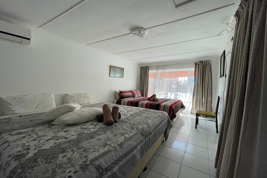 12 Bedroom Property for Sale in Amanzimtoti KwaZulu-Natal