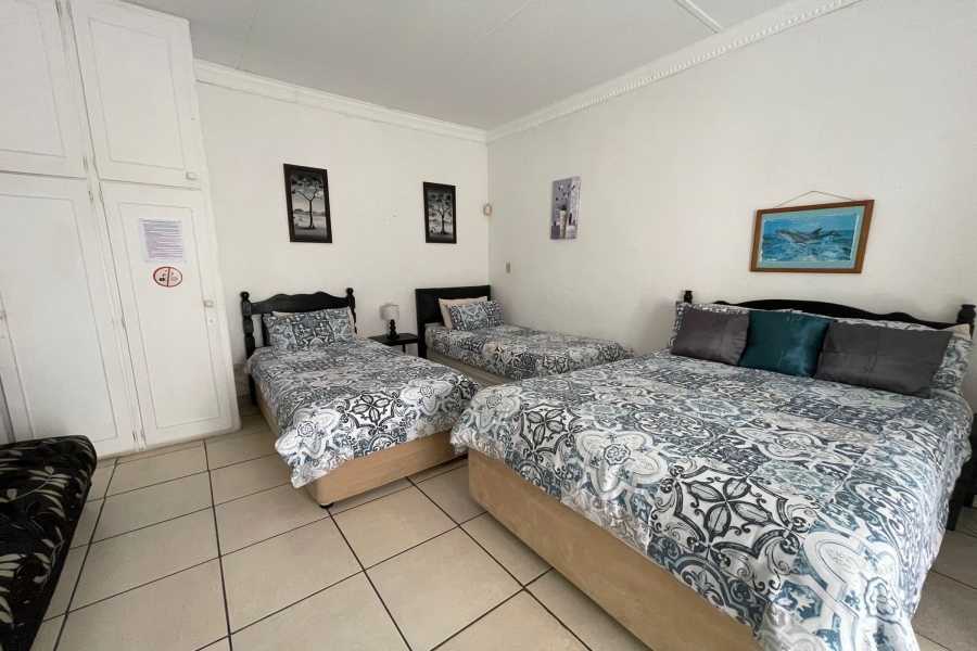 12 Bedroom Property for Sale in Amanzimtoti KwaZulu-Natal